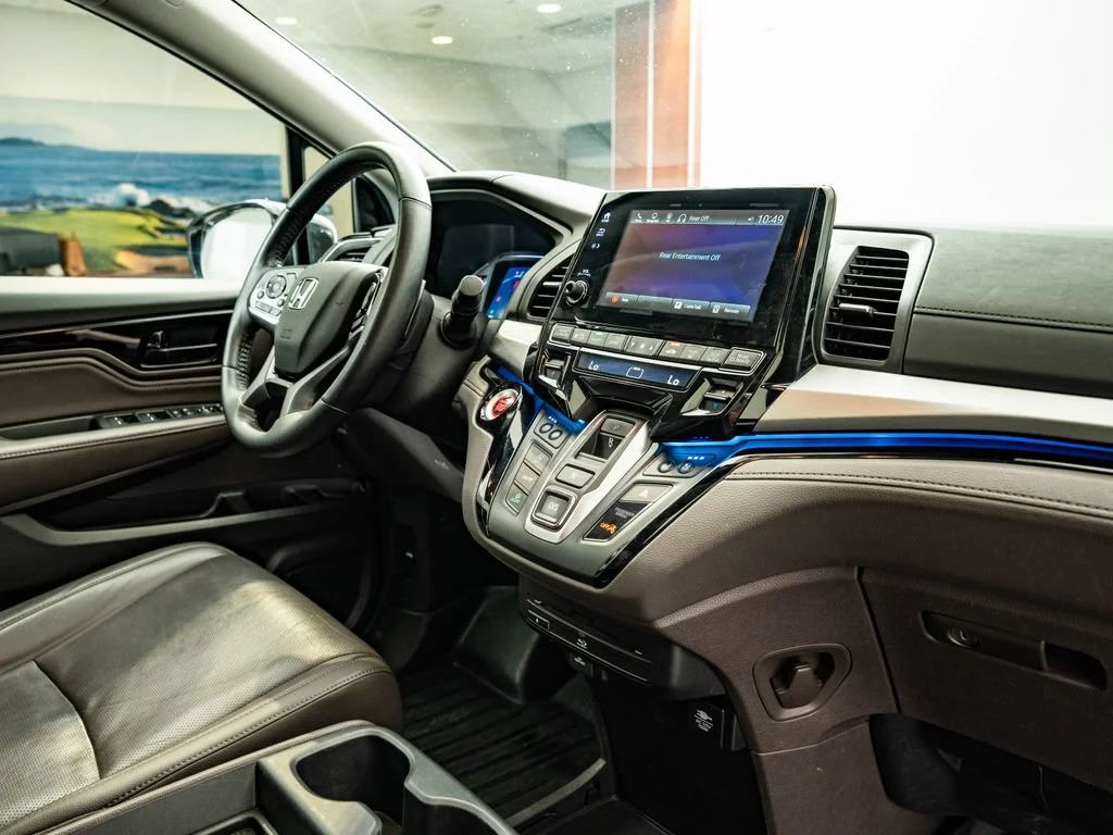 Used 2019 White Diamond Pearl Honda Elite image 56