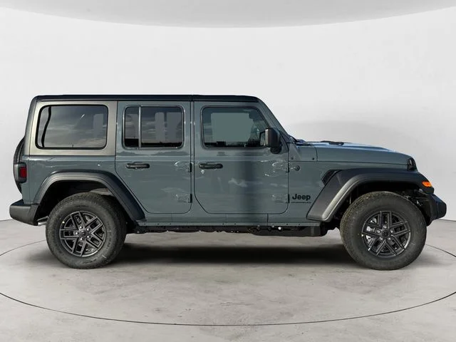 New 2026 Anvil Clear-Coat Exterior Paint Jeep Sport S image 6