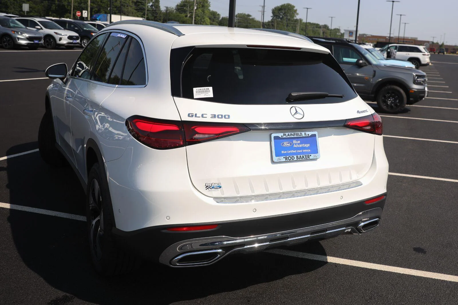 Used 2023 Polar White Mercedes-Benz GLC 300 image 21