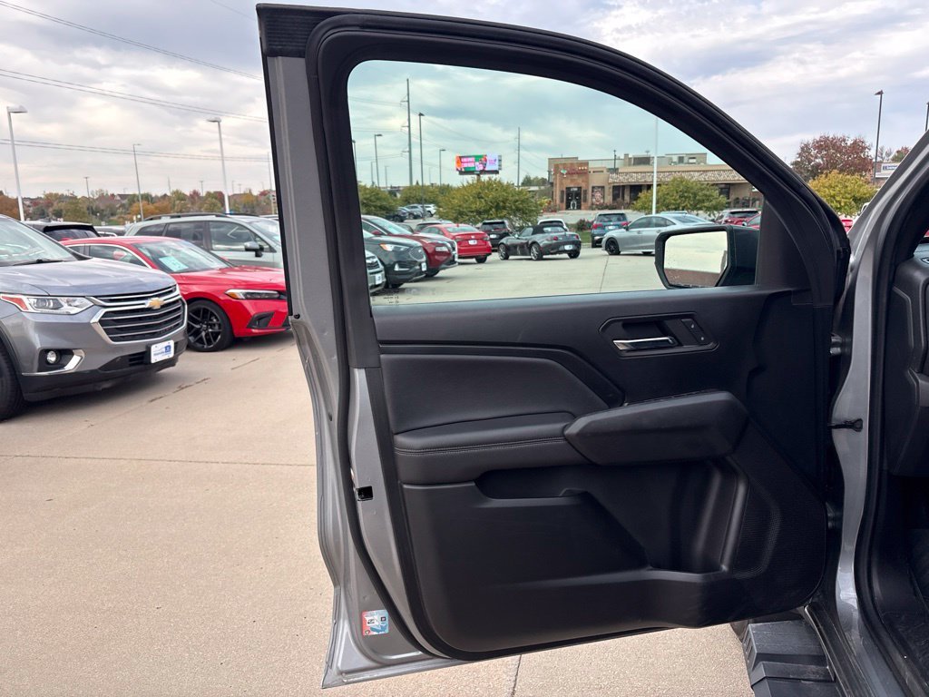 Used 2023 Sterling Gray Metallic Chevrolet LT image 9