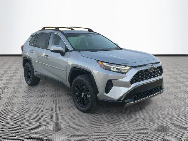 2025 Toyota RAV4 Hybrid SE