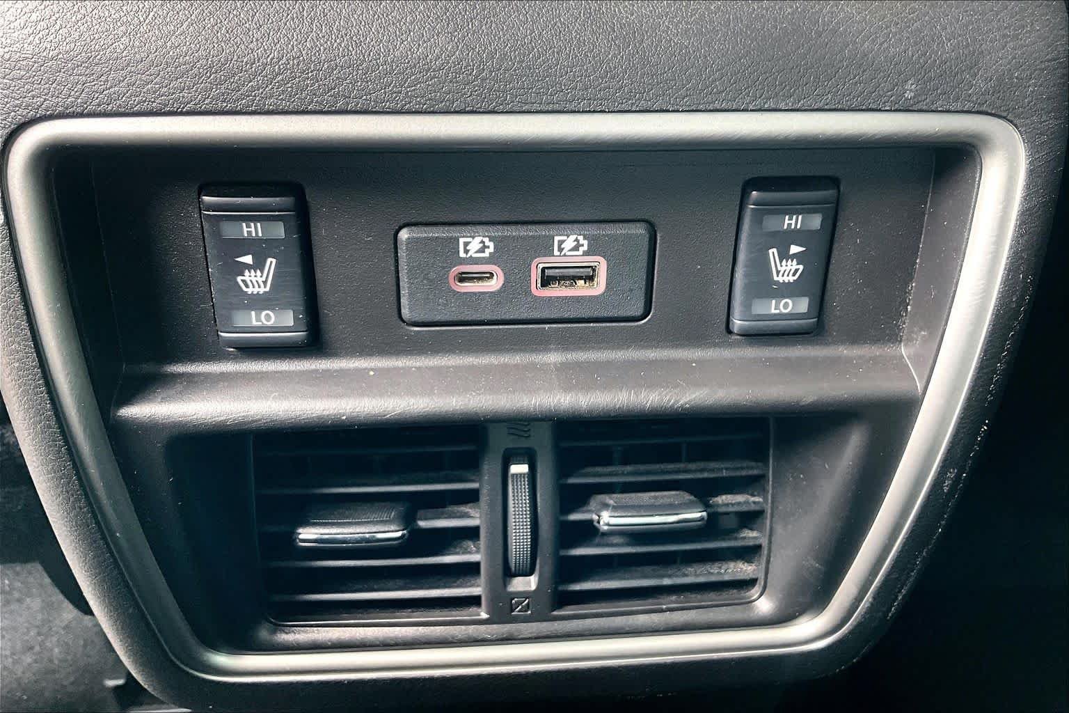 Used 2020 Gun Metallic Nissan SL image 32
