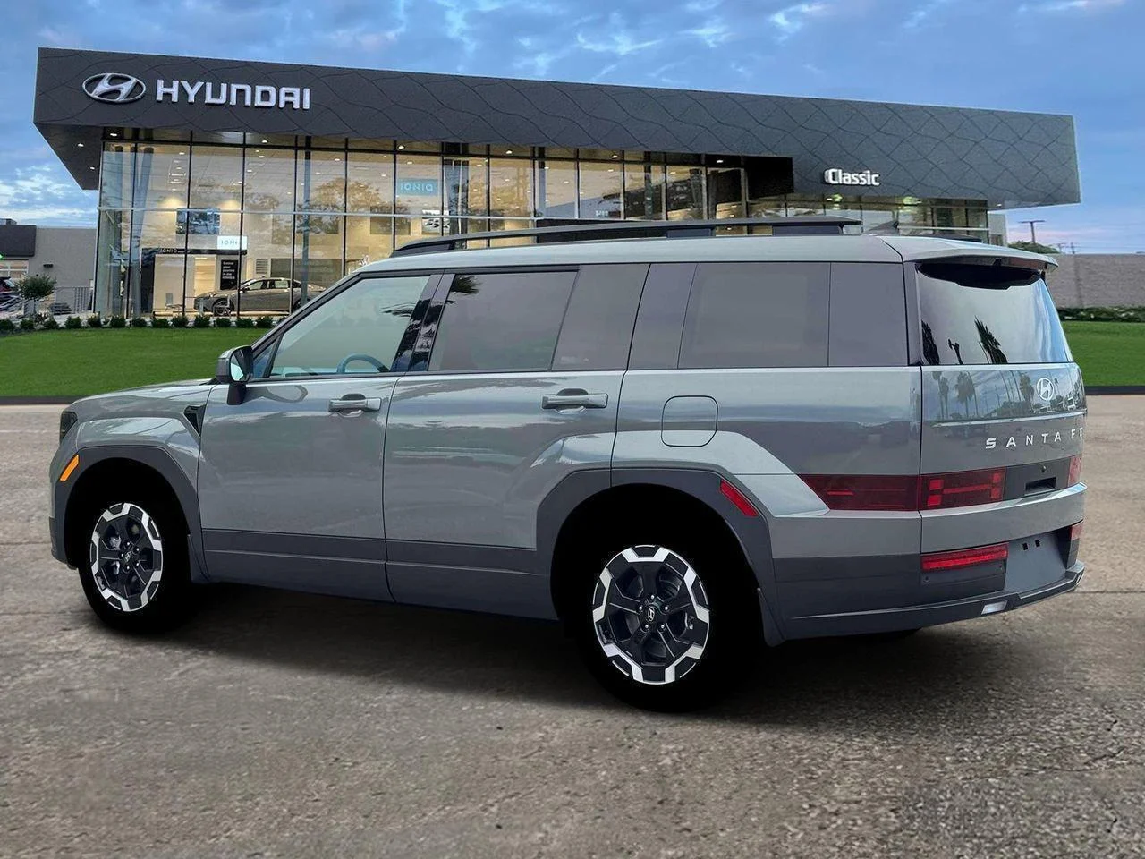 New 2026 Hampton Gray Hyundai SEL image 4