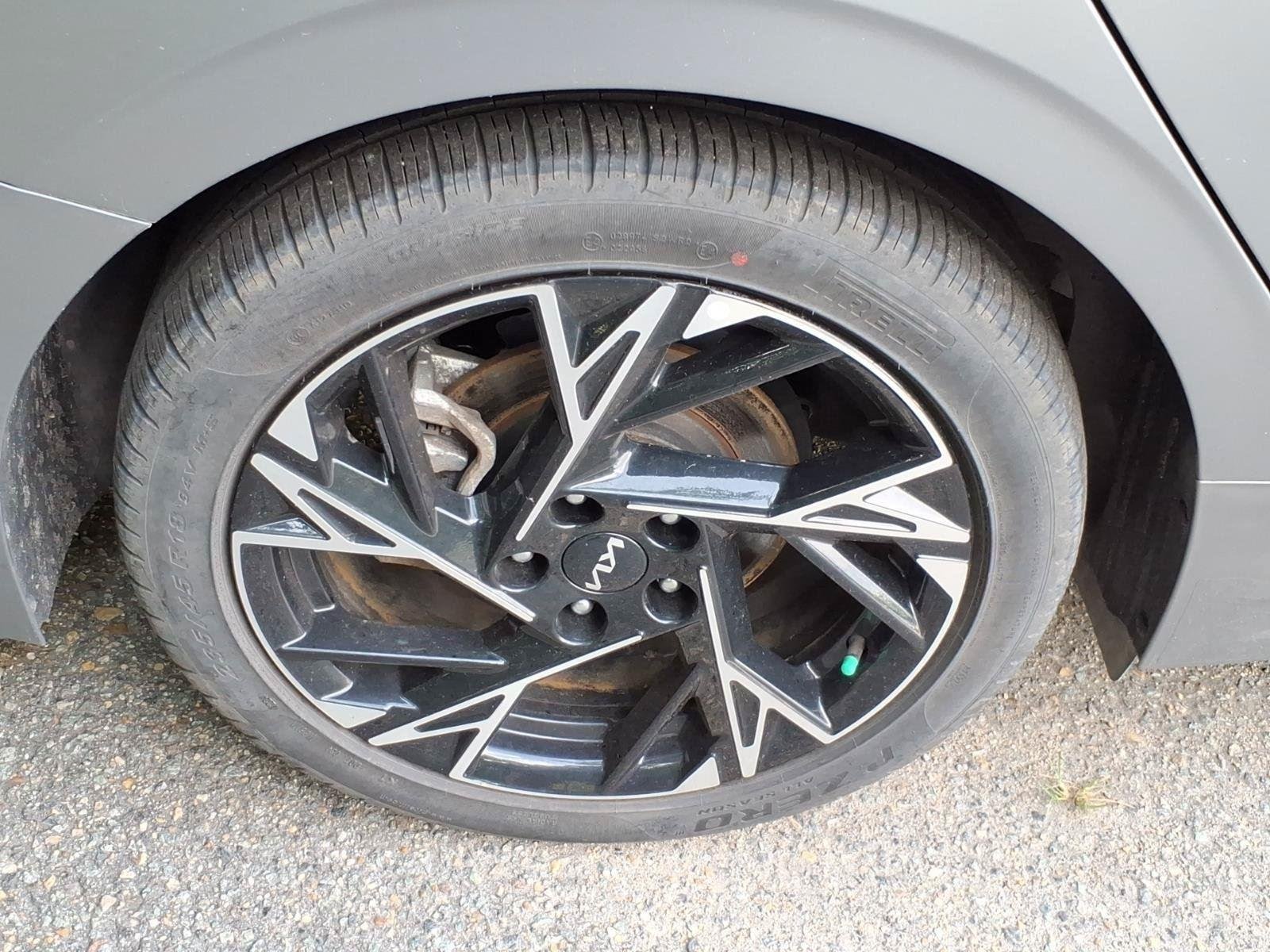 Used 2025 Steel Matte Gray Kia GT-Line image 10