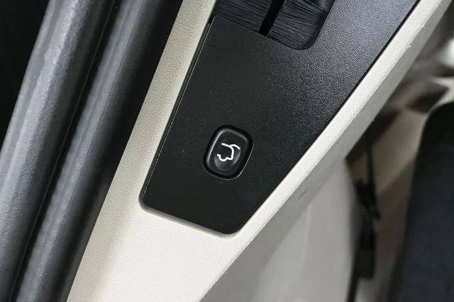 2016 Dodge Grand Caravan SXT - Photo 36