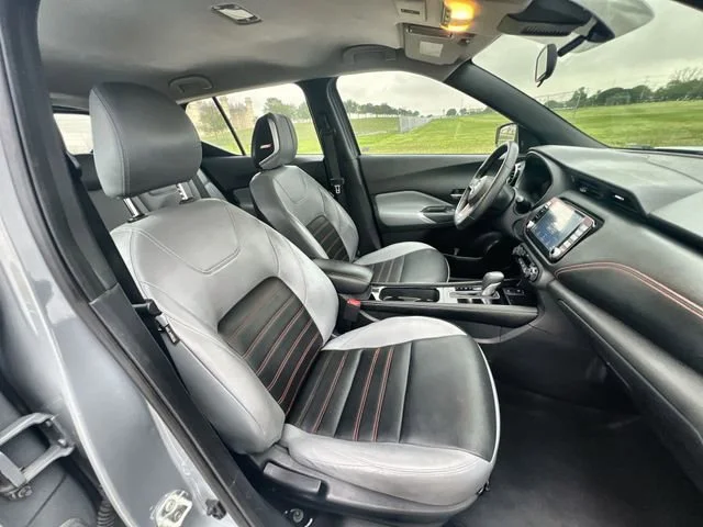 Used 2023 Gray Nissan SR Xtronic CVT image 27