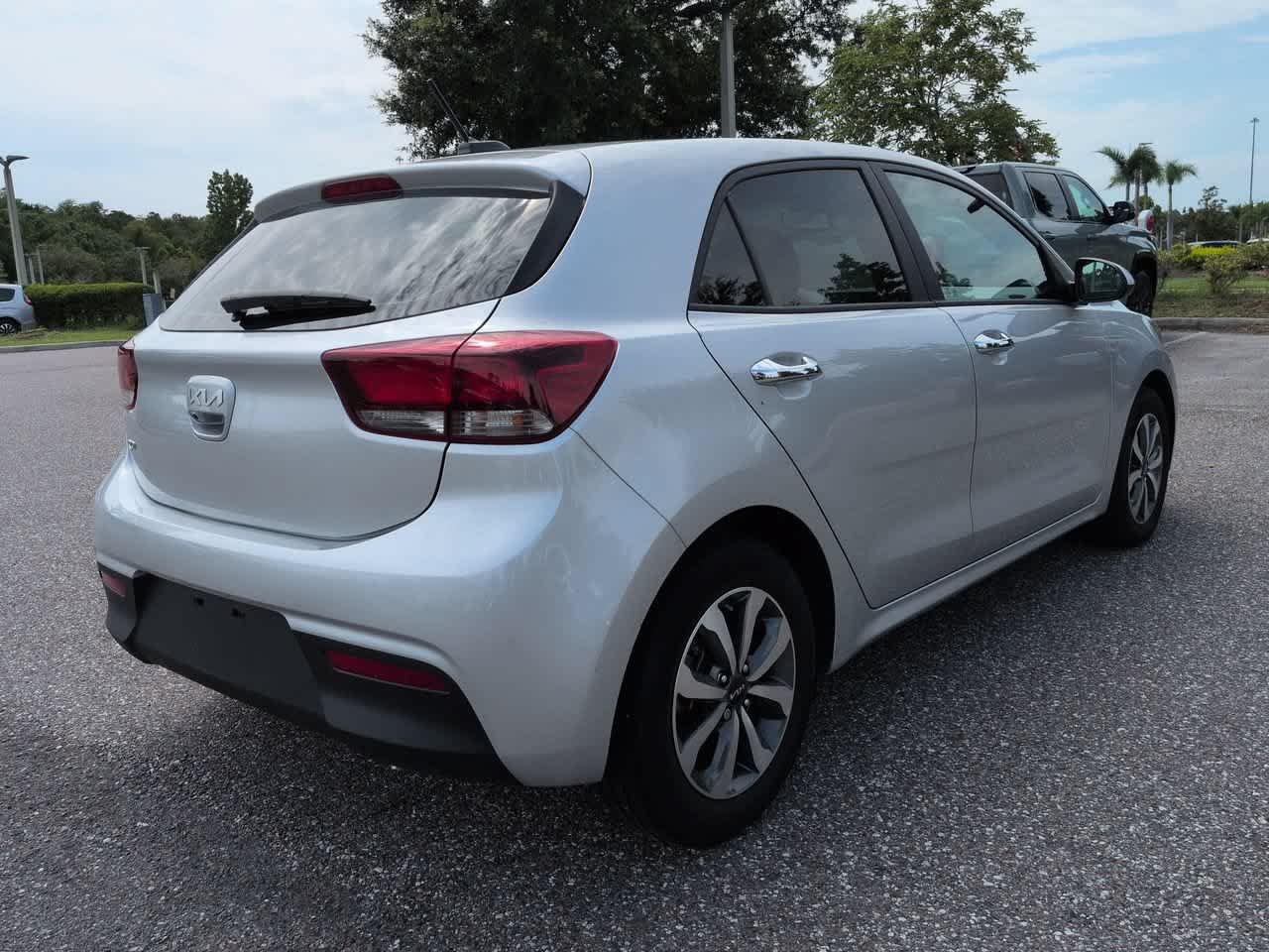 Used 2023 Silky Silver Kia S image 6