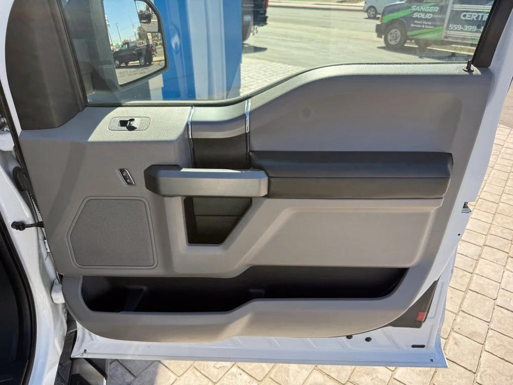 Used 2018 White Ford XLT image 16