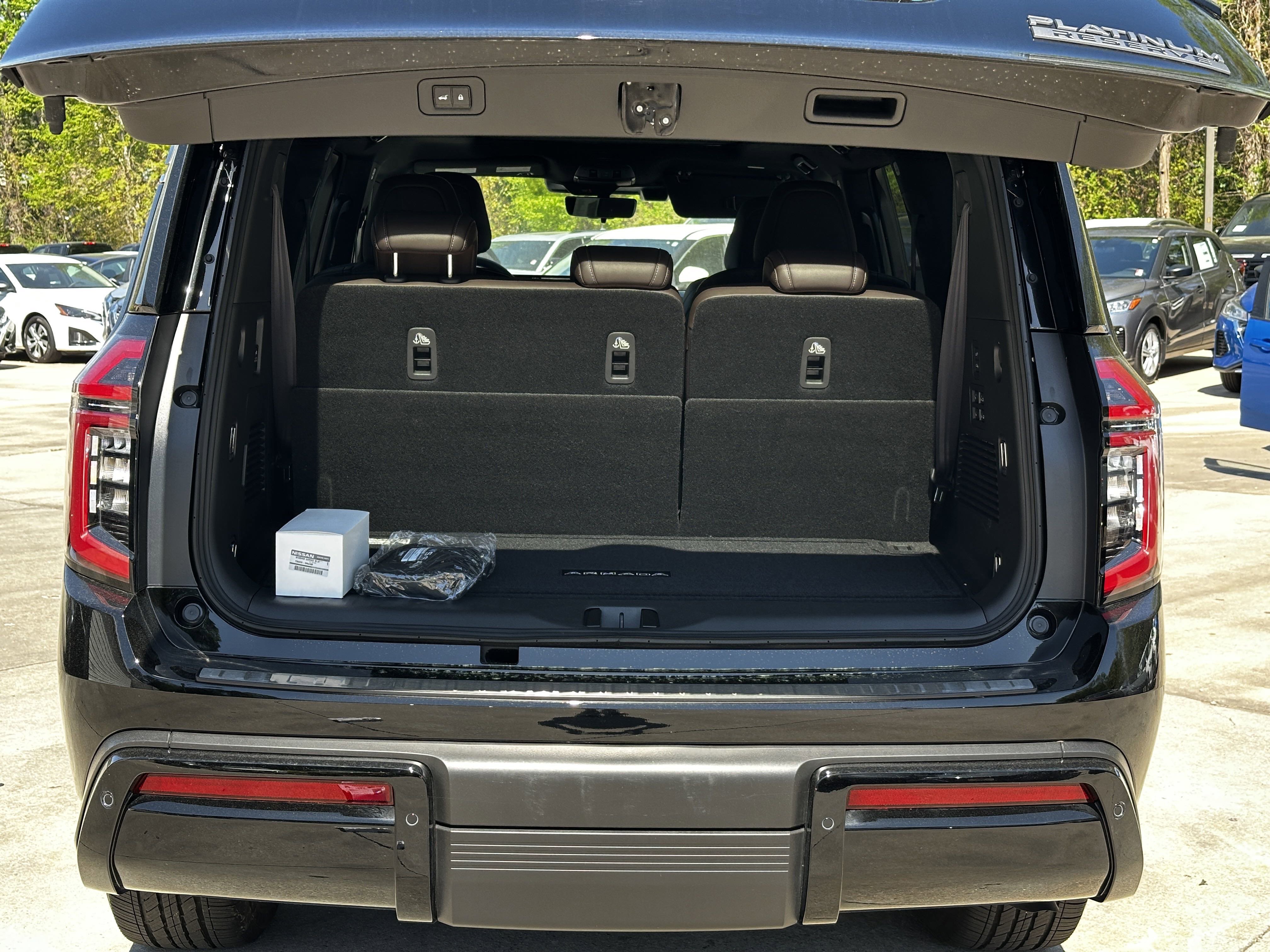 2025 Nissan Armada Platinum Reserve - Photo 19