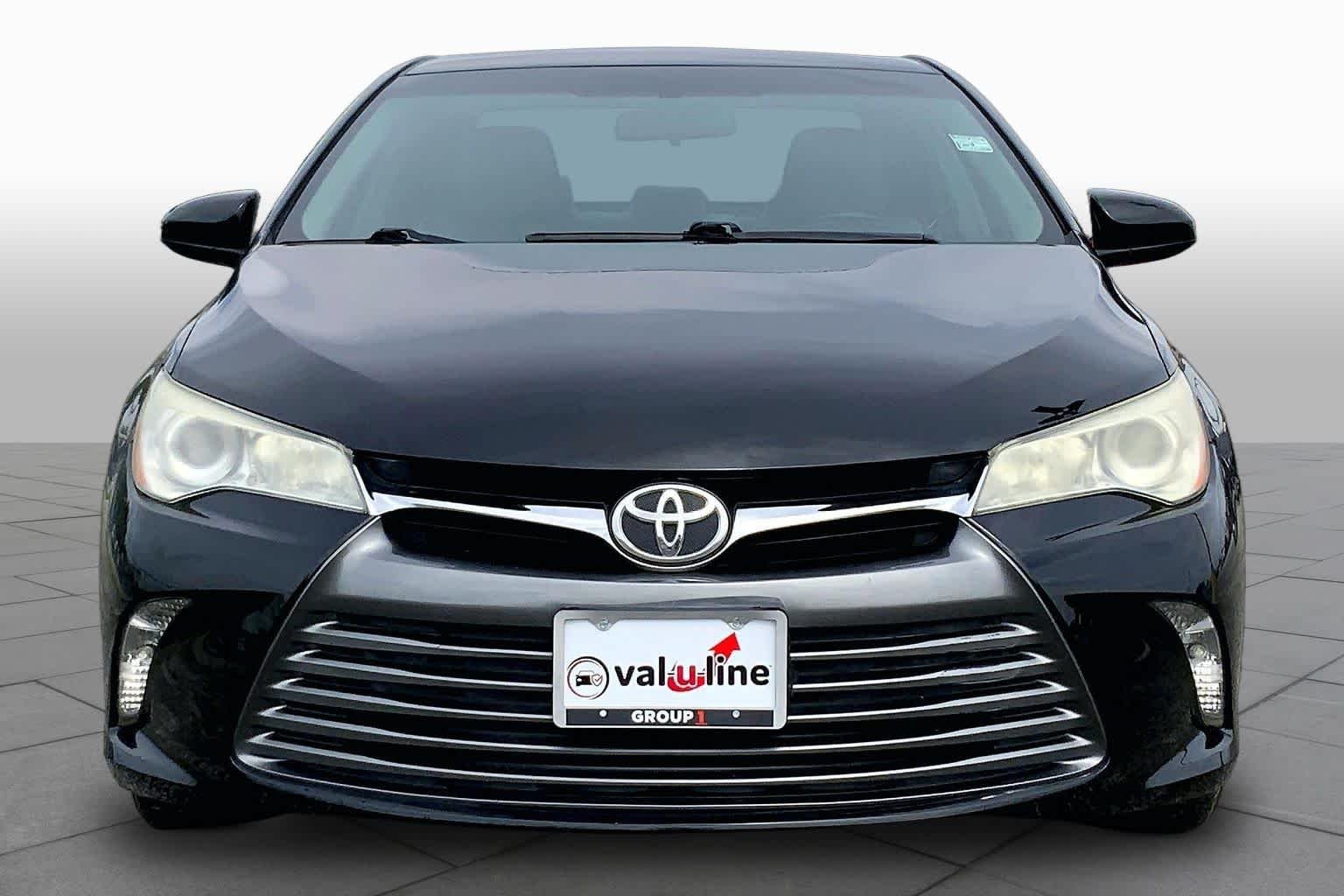 Used 2015 Attitude Black Toyota LE image 4