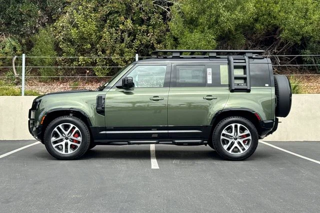 New 2026 Woolstone Green Land Rover X image 2