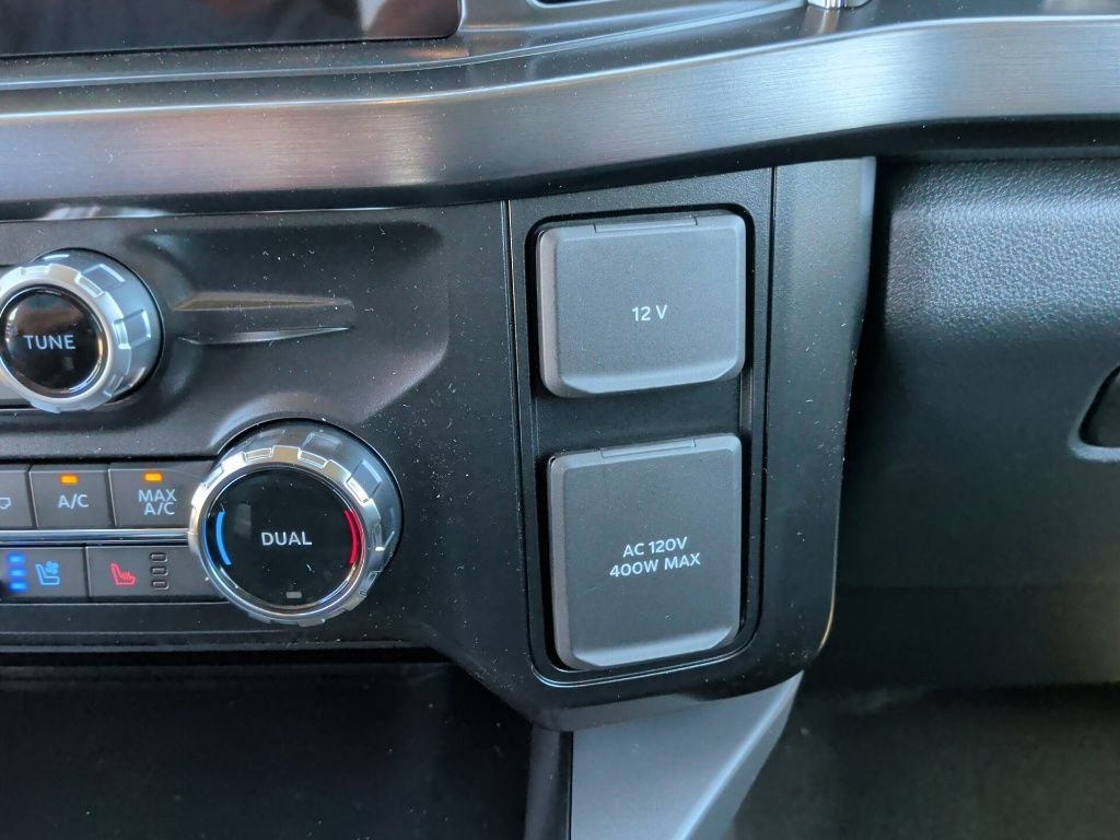 New 2026 Agate Black Metallic Ford F-250® Lariat® image 33