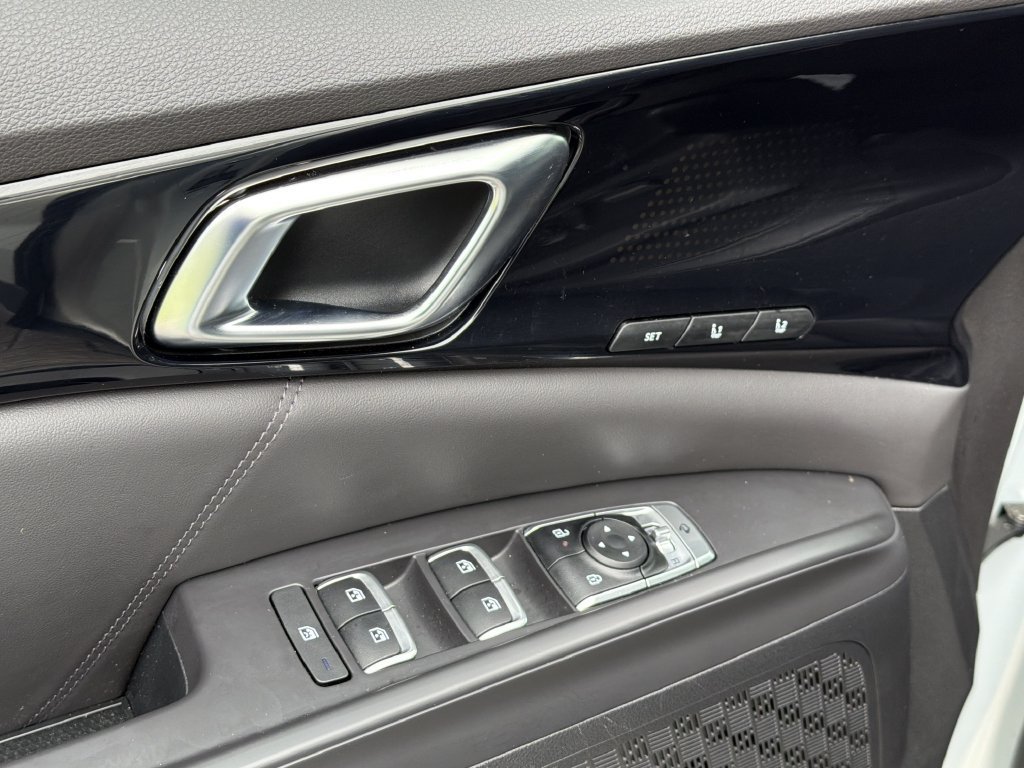 2025 Kia Carnival SX Prestige - Photo 24