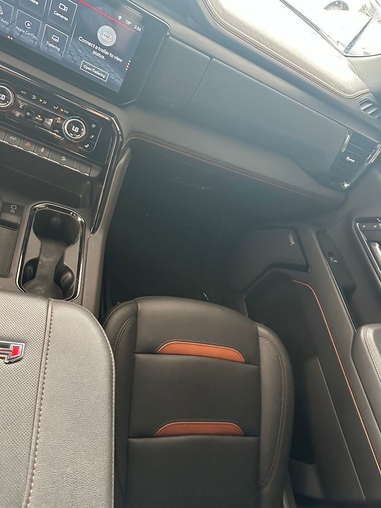 Used 2025 Silver GMC AT4 image 26