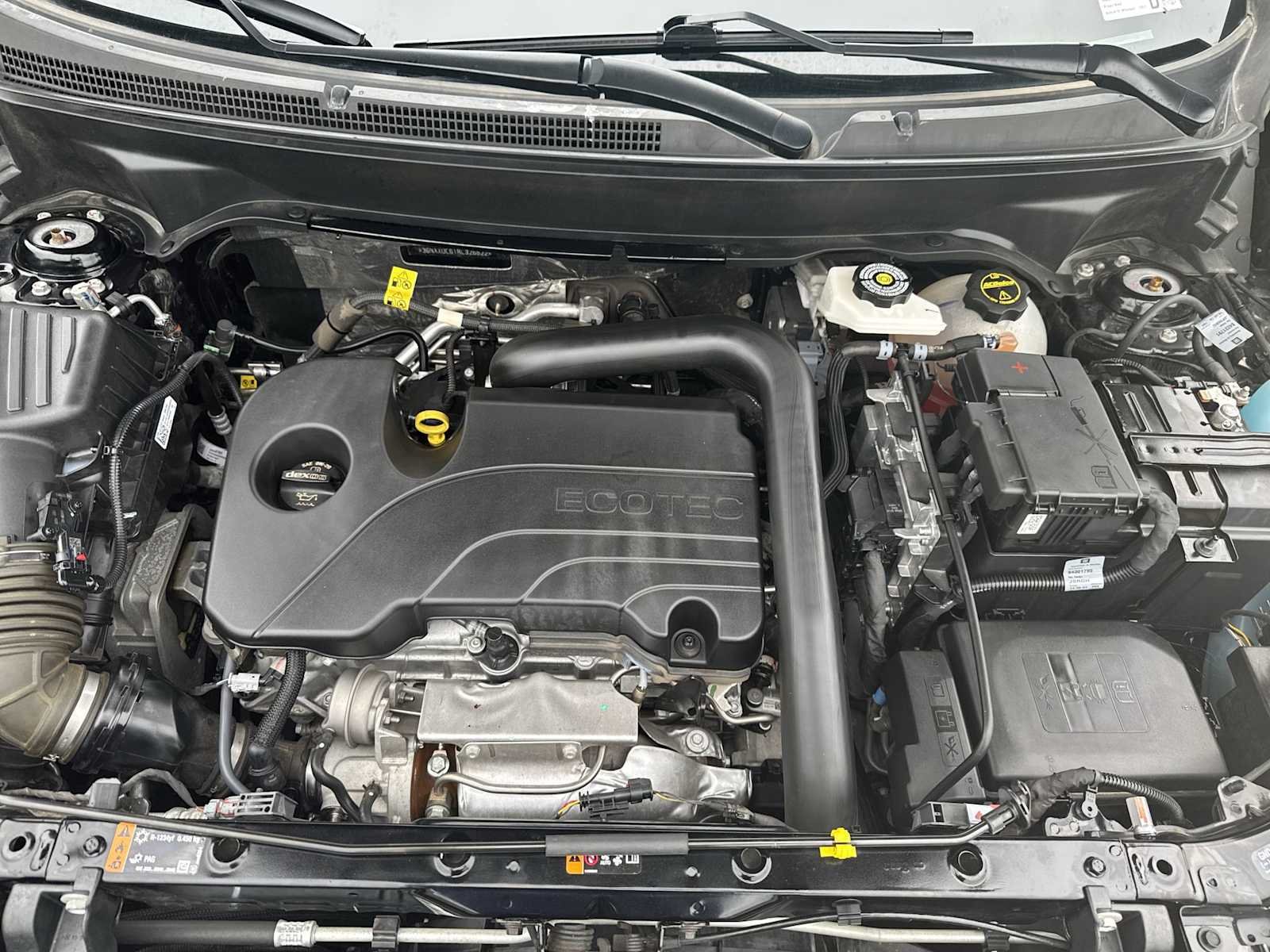 2024 Chevrolet Equinox LT - Photo 31