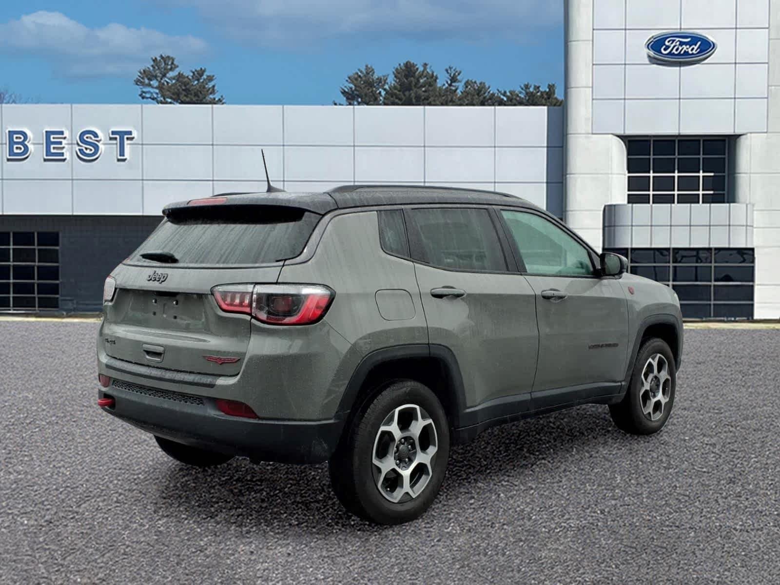 Used 2022 Sting-Gray Clearcoat Jeep Trailhawk image 7
