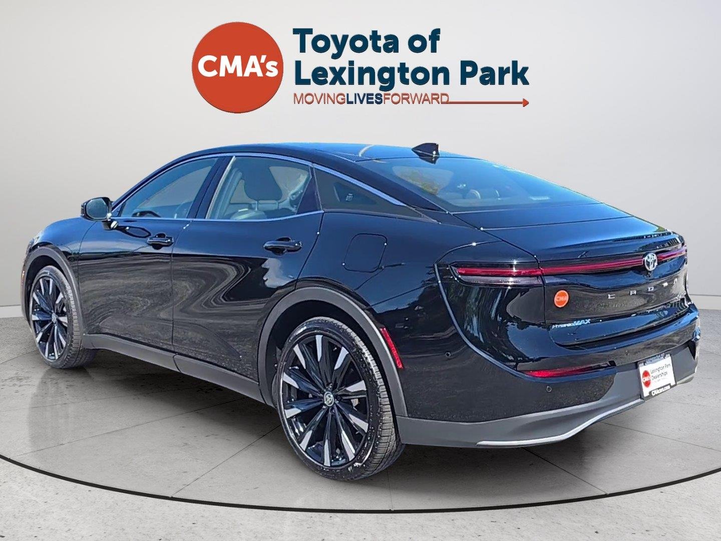 Used 2023 Black Toyota Platinum image 3