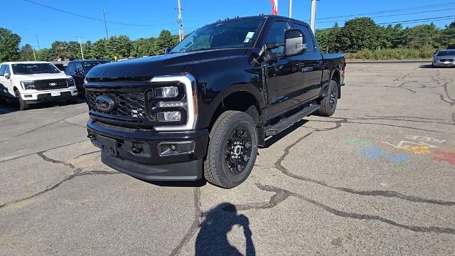 New 2026 Agate Black Metallic Ford F-250® Lariat® image 36