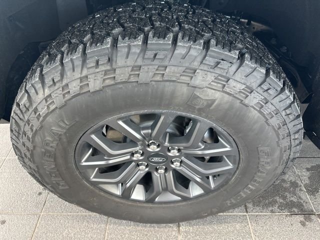 New 2025 Oxford White Ford Tremor® image 14