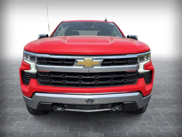 Used 2025 Red Chevrolet LT image 2