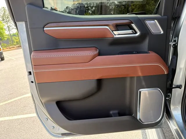 Used 2025 Sterling Metallic GMC Denali Ultimate image 21