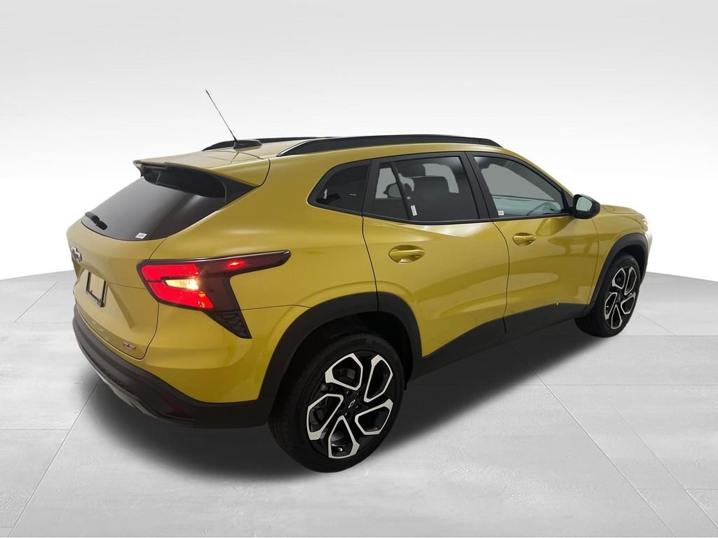 Used 2024 Yellow Chevrolet 2RS image 5