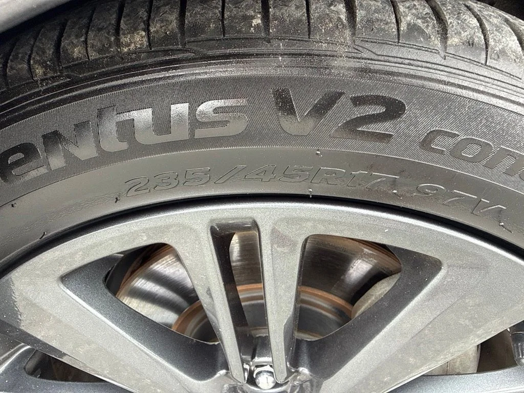 Used 2020 Gray Subaru Base image 24