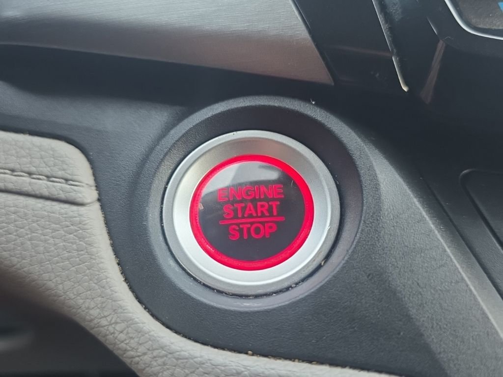 Used 2019  Honda EX-L image 24