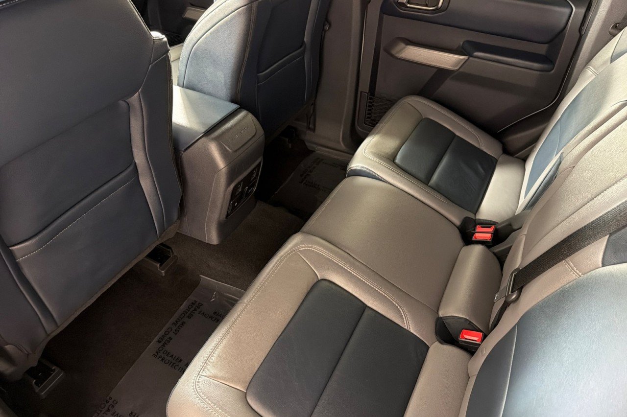 Used 2022 CACTUS GREY Ford Outer Banks image 11