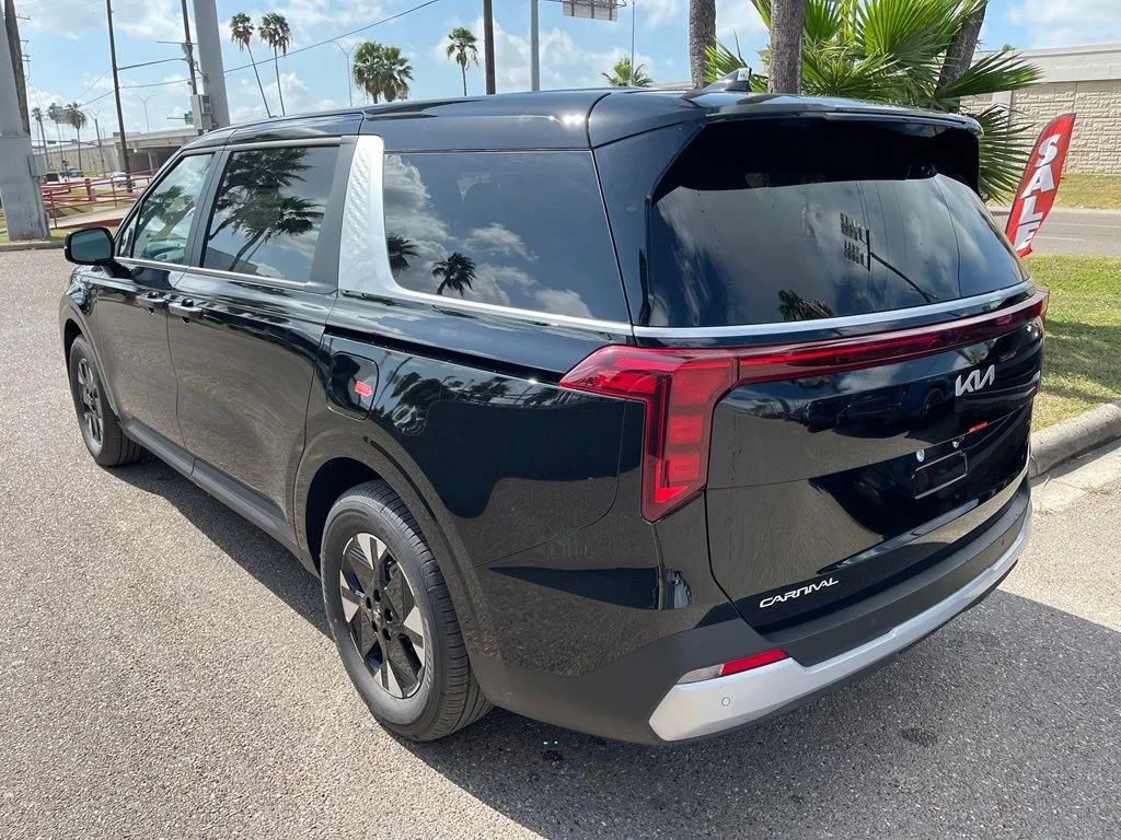 New 2026 Blue Kia LXS image 5