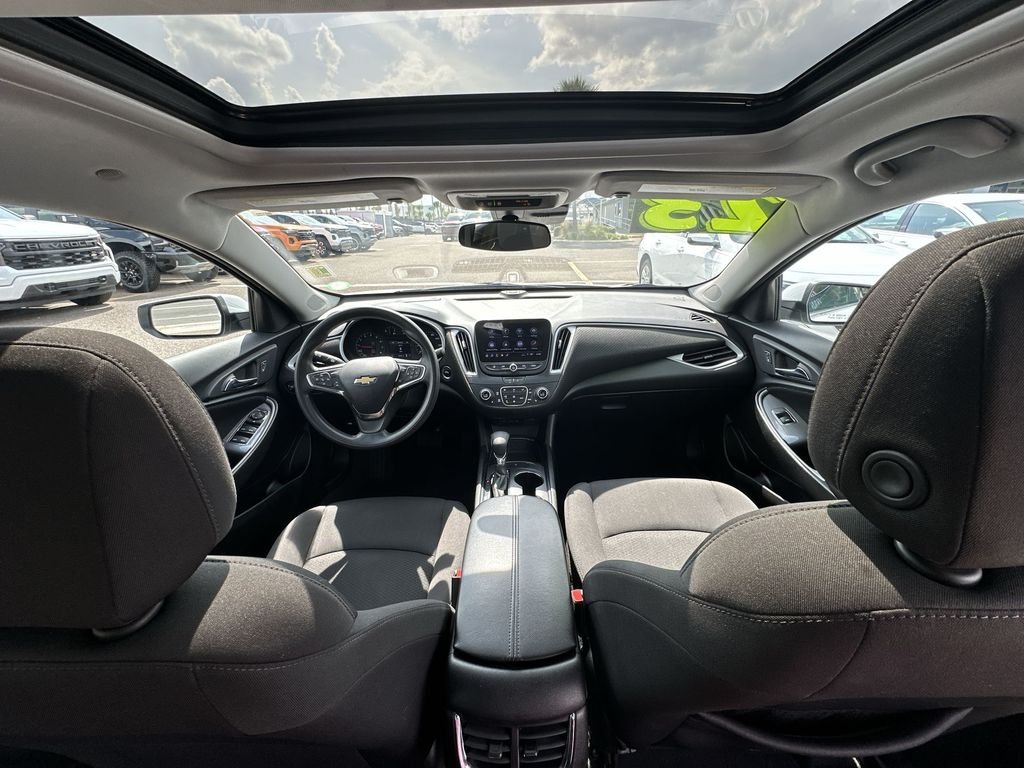 Used 2023 Summit White Chevrolet LT image 18