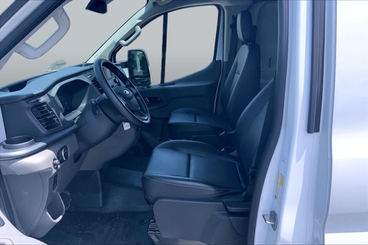 2025 Ford Transit Van Base - Photo 9