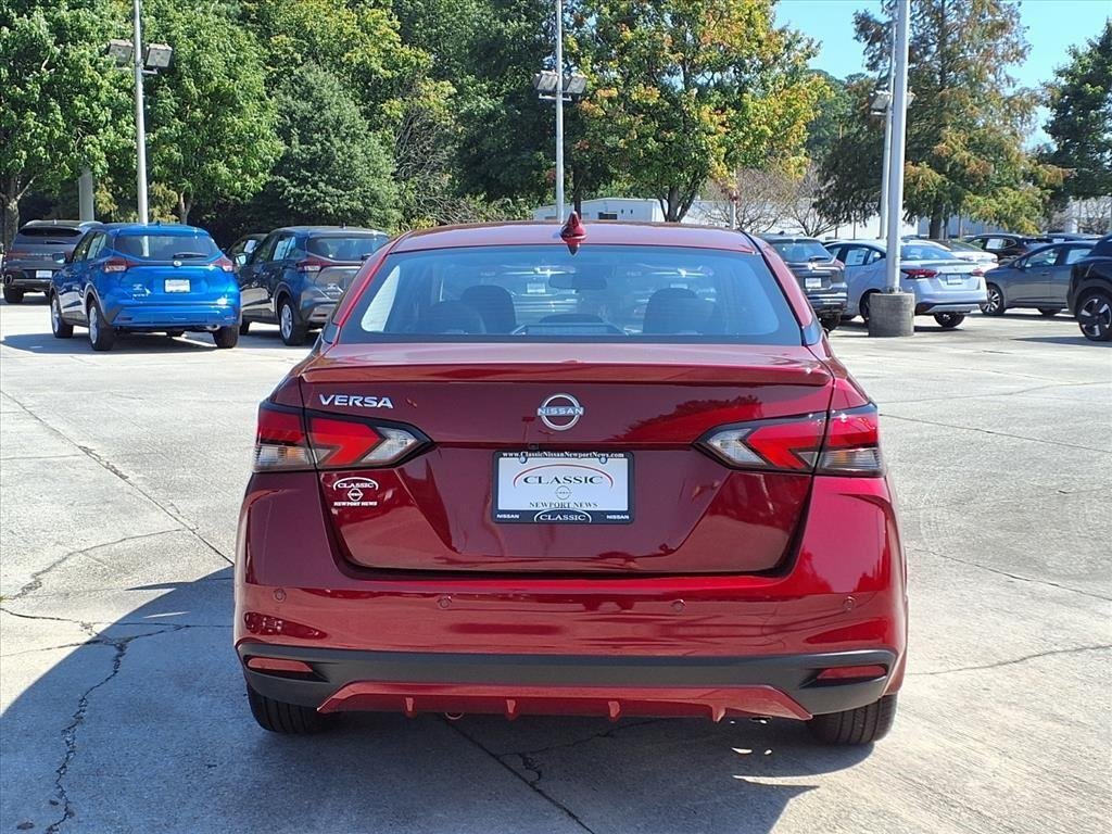 2025 Nissan Versa Sedan SV - Photo 6