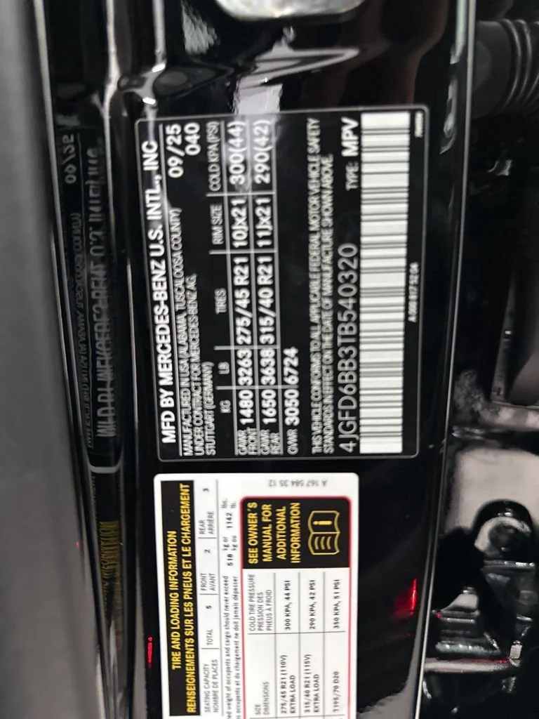 Used 2026 Black Mercedes-Benz GLE 53 AMG® image 33