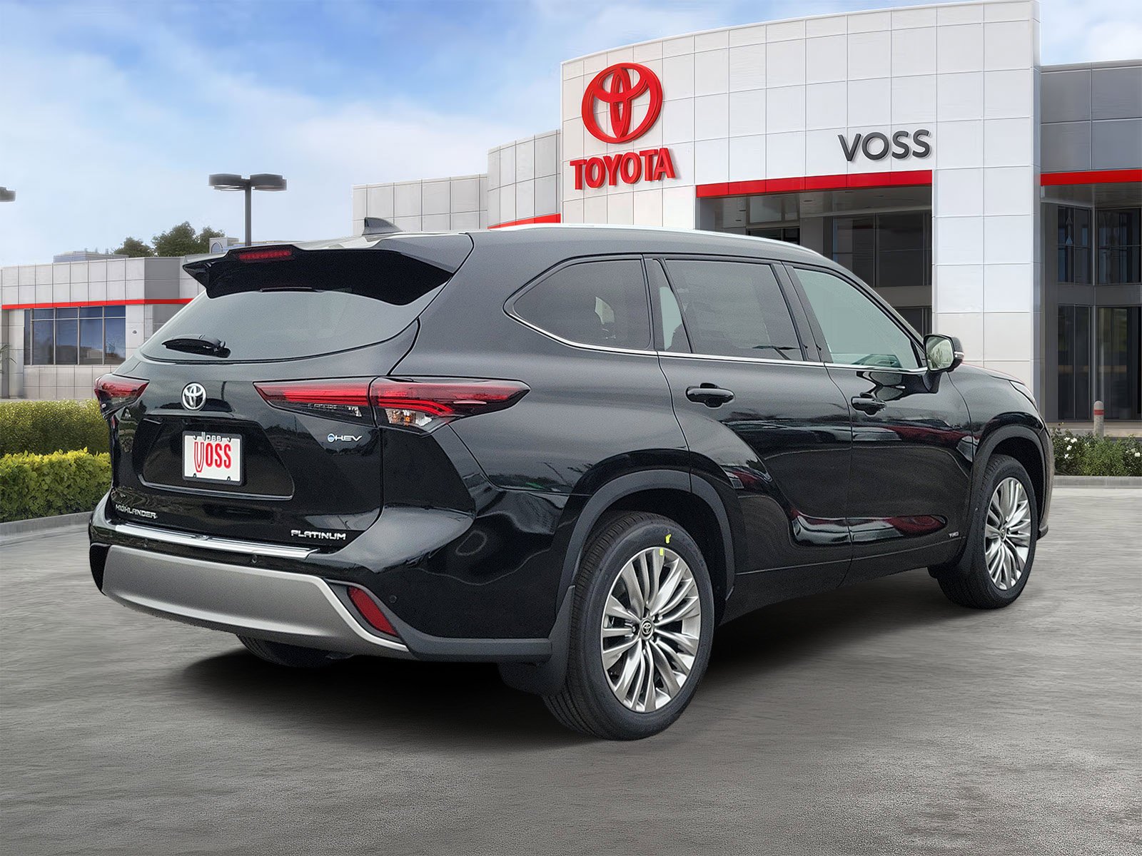 2026 Toyota Highlander Hybrid Platinum, photo 3 of 12