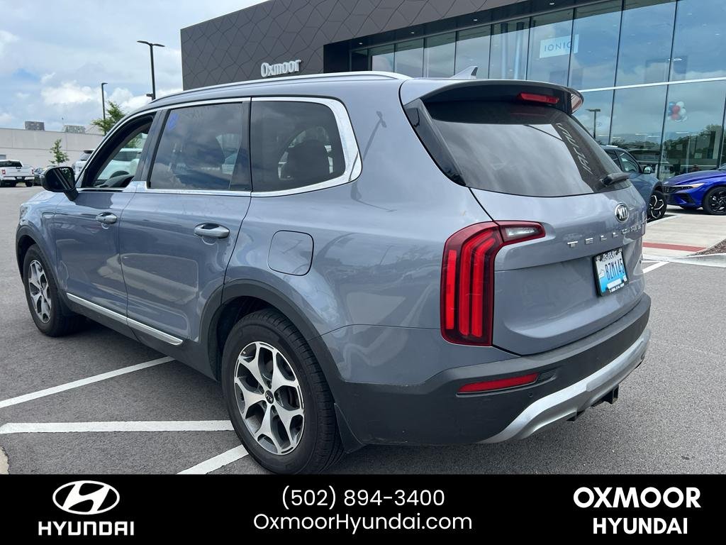 Used 2021 Everlasting Silver Kia EX image 11