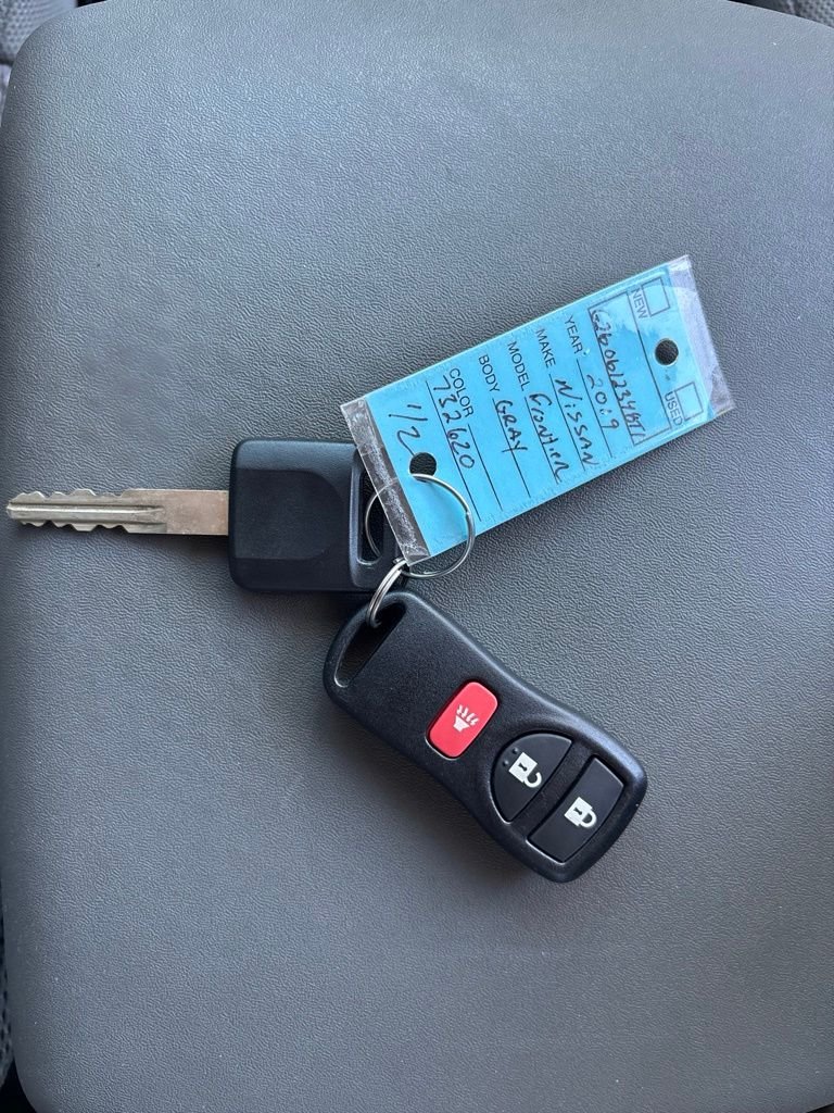Used 2019 Silver Nissan SV image 28