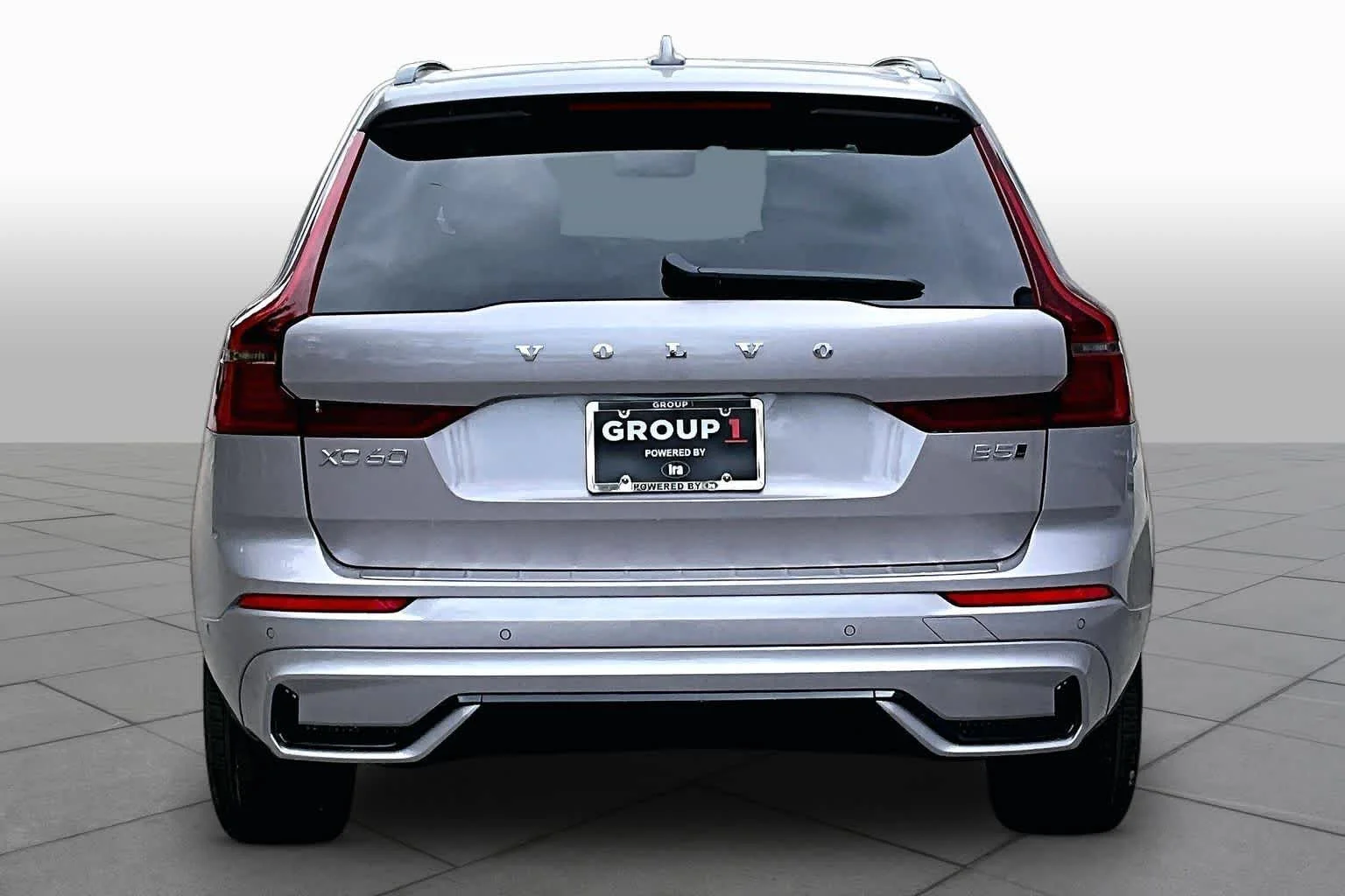 New 2026 Aurora Silver Volvo Plus image 4