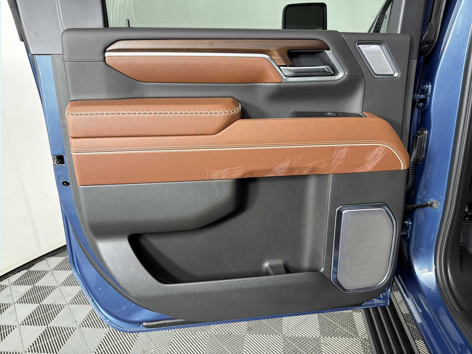 2026 GMC Sierra 2500HD Denali Ultimate - Photo 21