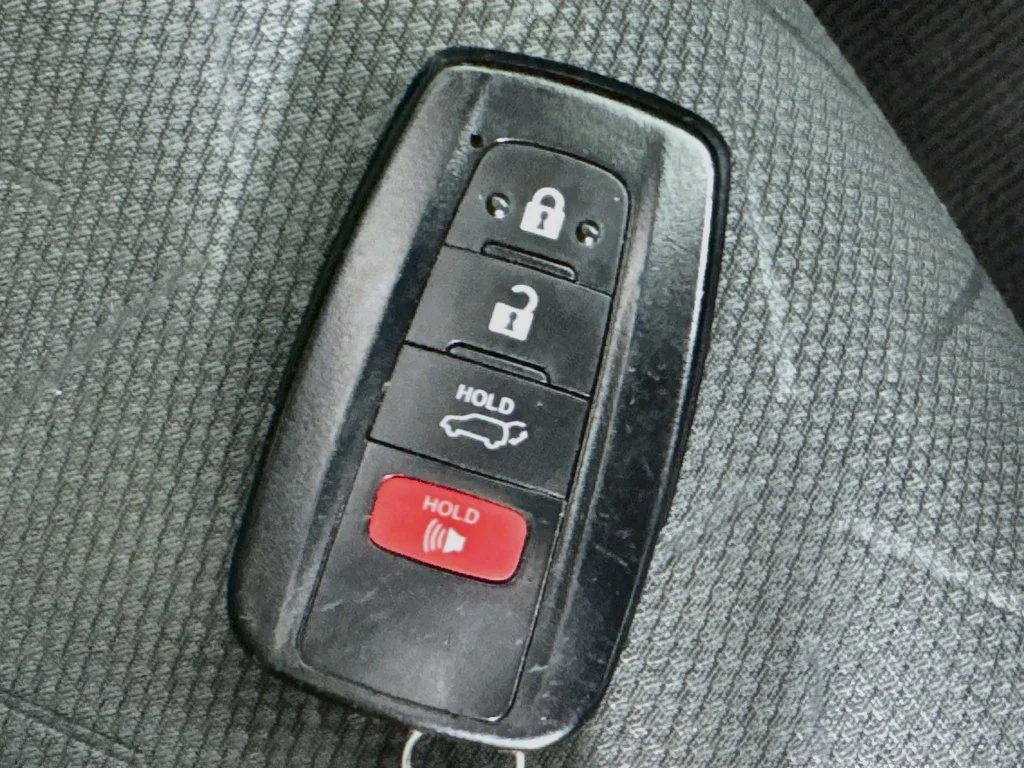 Used 2020 Gray Toyota XLE image 37