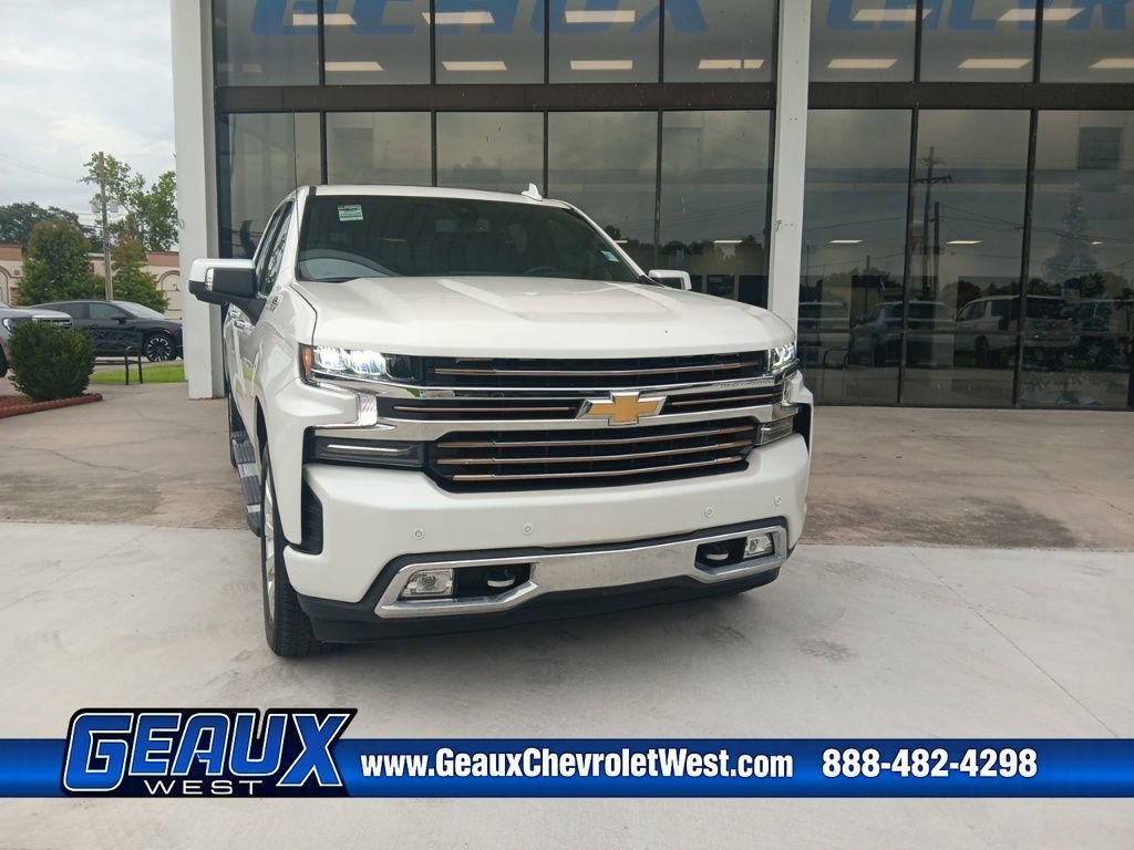 Used 2019 IRIDESCENT PEARL TRICOAT Chevrolet High Country image 2