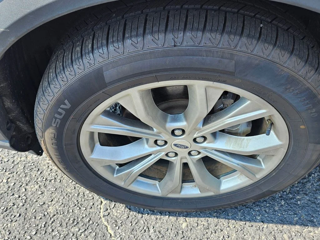 2022 Ford Explorer Limited - Photo 17