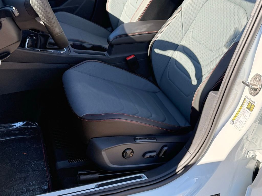 New 2026 Pure White W/Deep Black Roof Volkswagen 2.0T Autobahn image 11