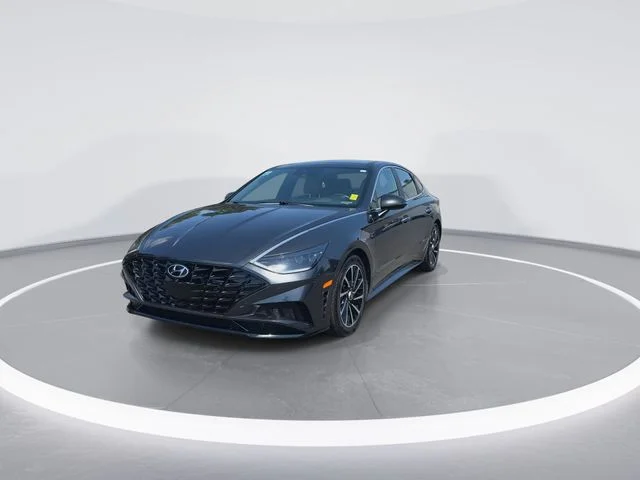 Used 2021 Gray Hyundai Limited image 3