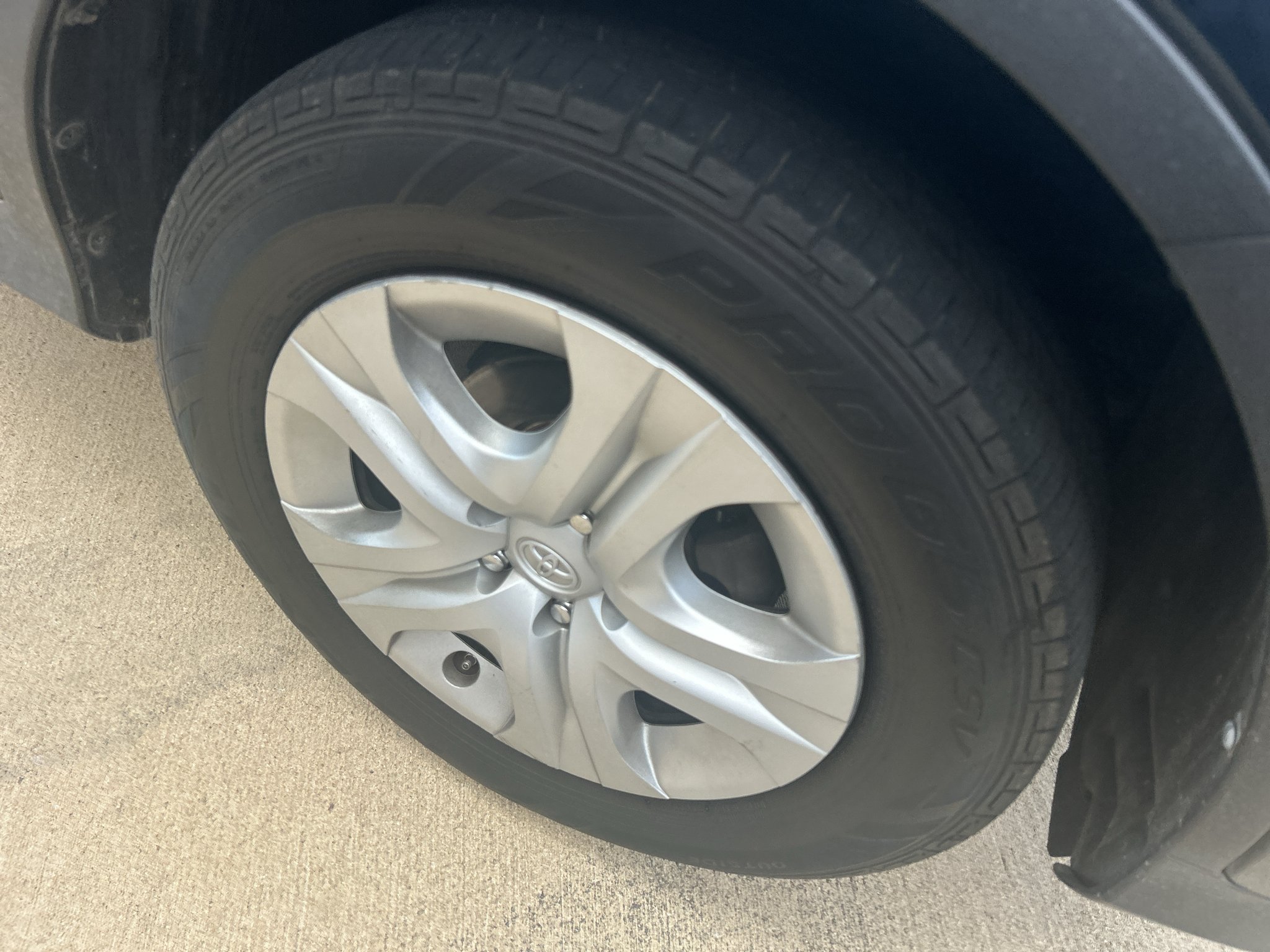 Used 2015 Black Toyota LE image 3