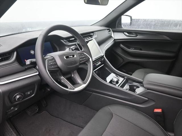 New 2026 Silver Zynith Exterior Paint Jeep Laredo image 18
