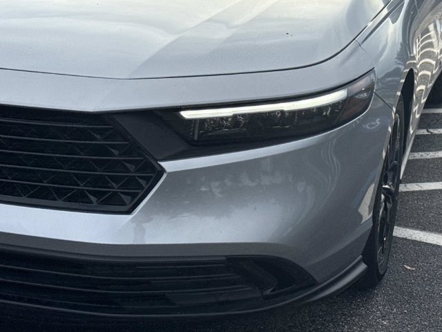 2025 Honda Accord SE - Photo 10