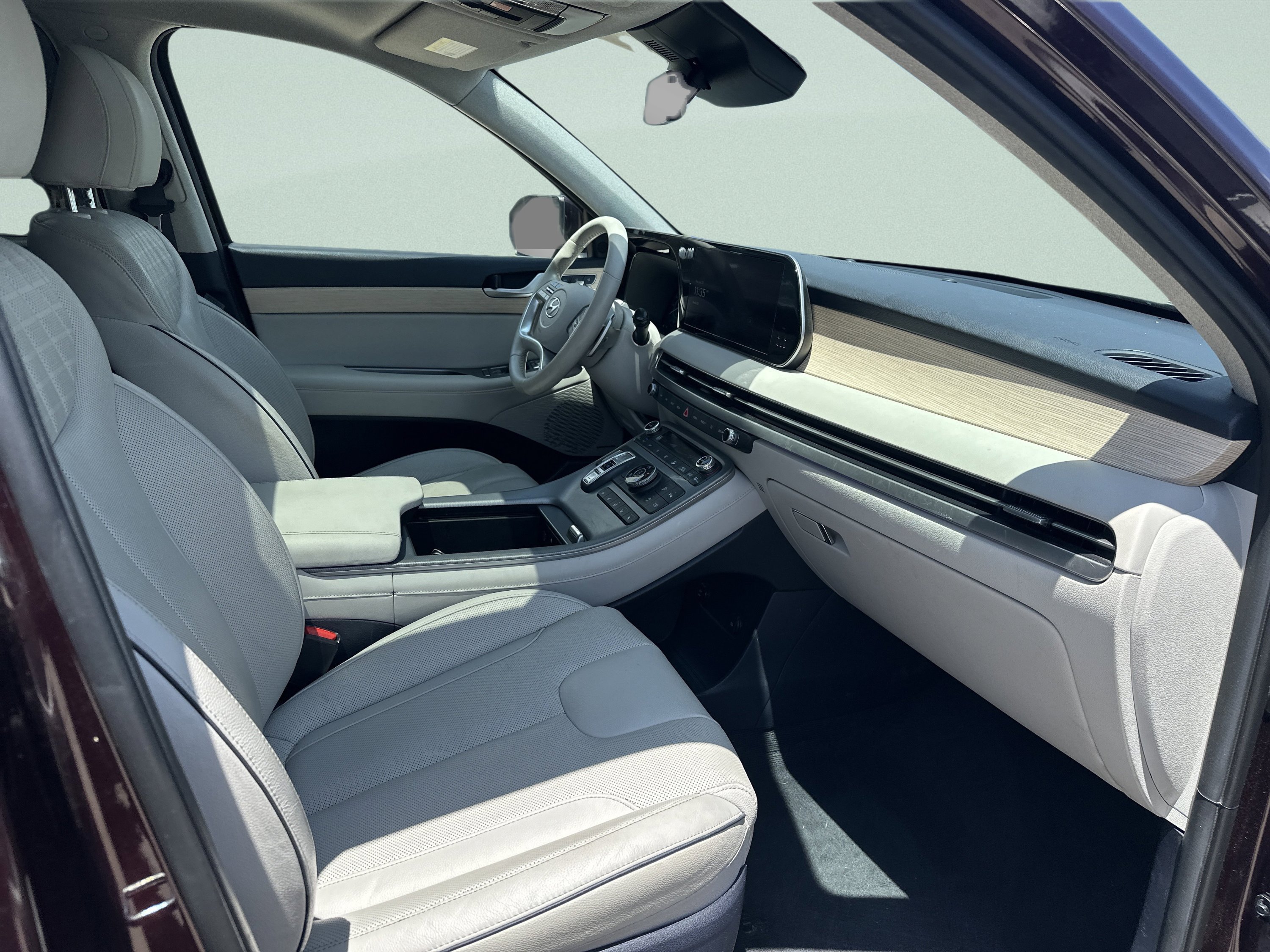 Used 2024 Sierra Burgundy Hyundai Limited image 14