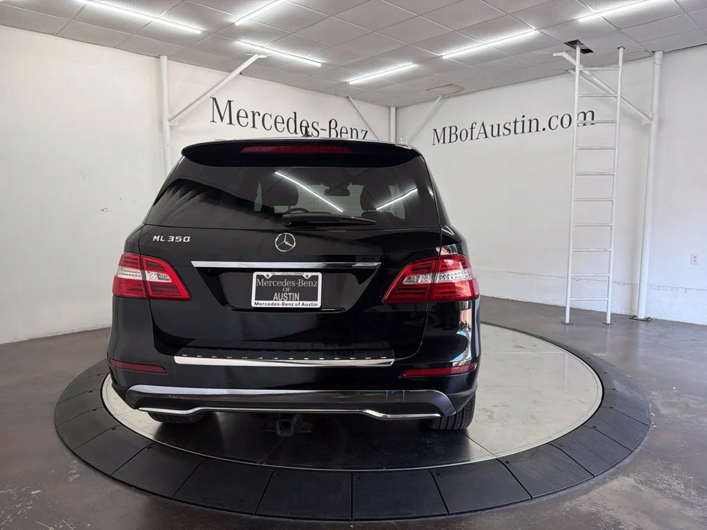 Used 2013 Black Mercedes-Benz ML 350 image 7
