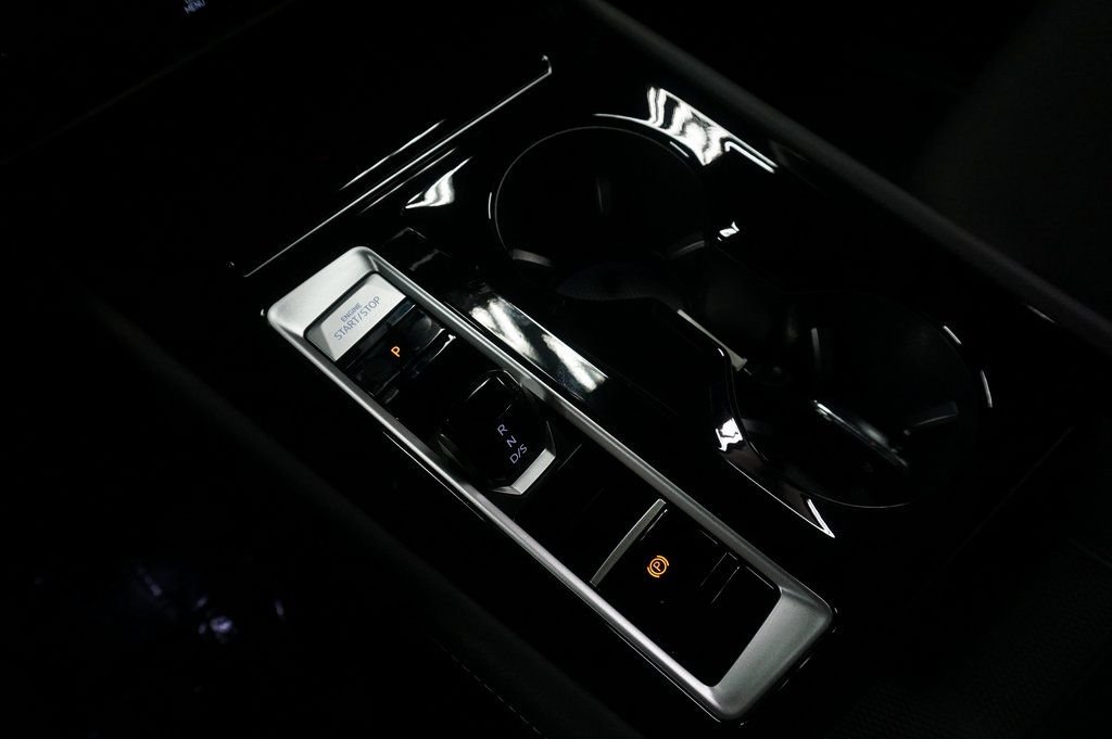 2026 Volkswagen Atlas SE w/Tech - Photo 19